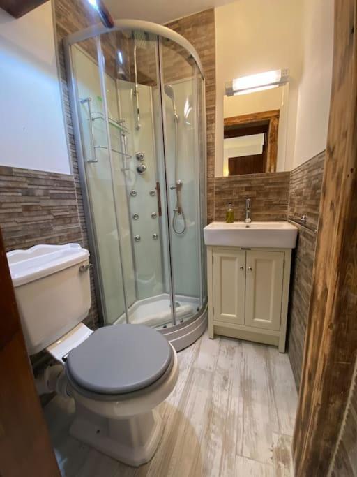 Eco-Friendly Dorset Cottage With Spa Set In Heart Of Countryside Sydling St Nicholas ภายนอก รูปภาพ